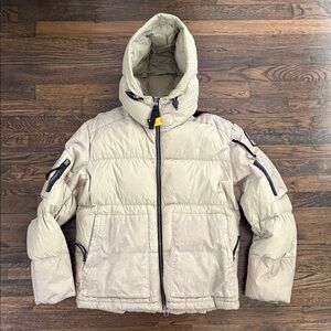 USED Parajumpers bubble jacket size large in good condition